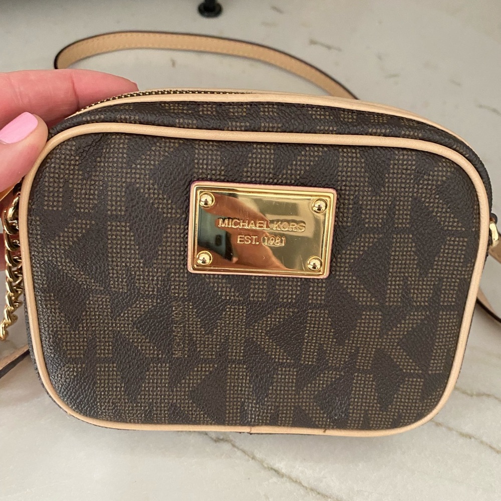 Michael Kors wallet chain bag